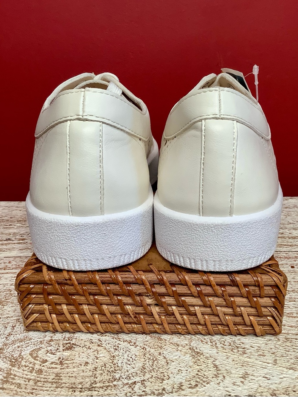 DV Roxanne Off White Airy Platform Sneakers Bee & Butterfly Bling Charms - Picture 13 of 16
